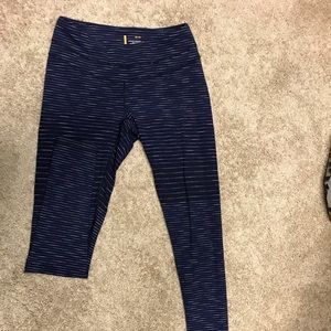 Lucy navy striped leggings !